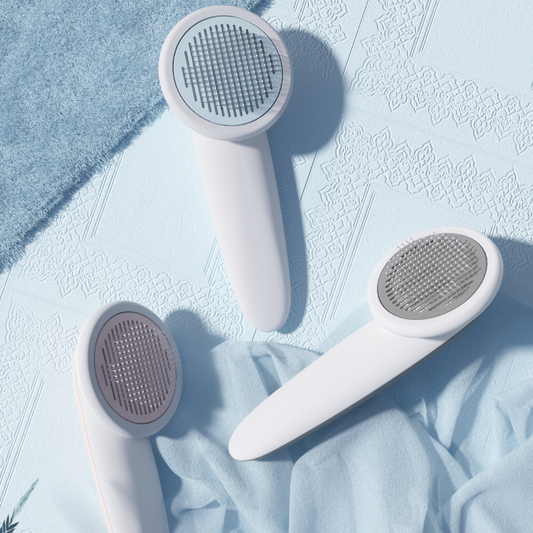 Self-Cleaning Massage Grooming Comb — Deshedding Brush for Cats & Dogs